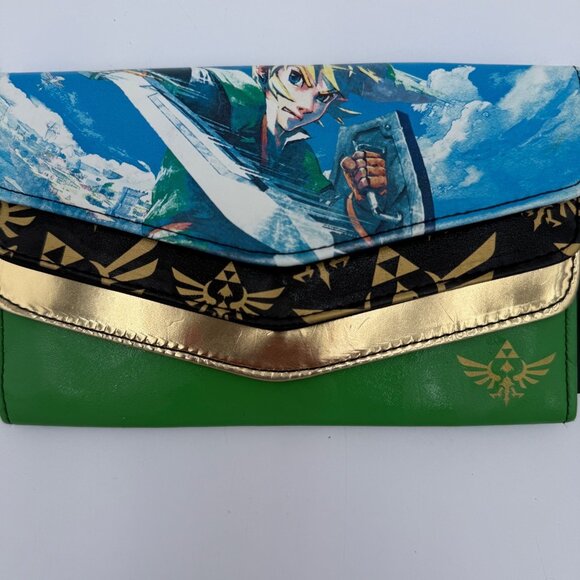 Legend of Zelda: Skyward Sword Themed Tri-fold Wallet Link & Wingcrest Emblem - Picture 1 of 13